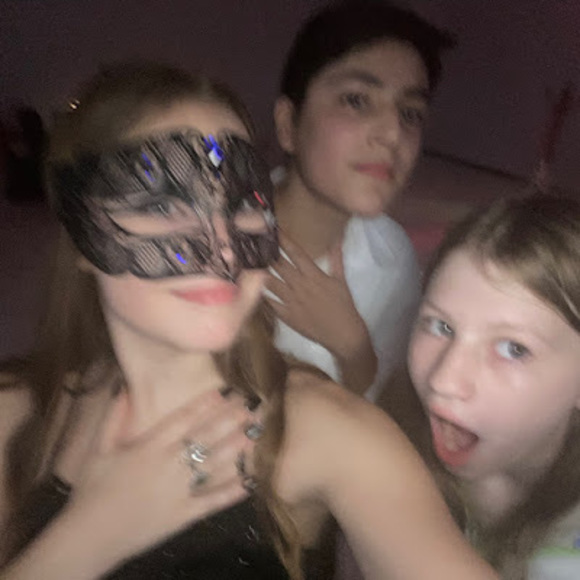 Meet your Posher, Kyleigh - Picture 1 of 1